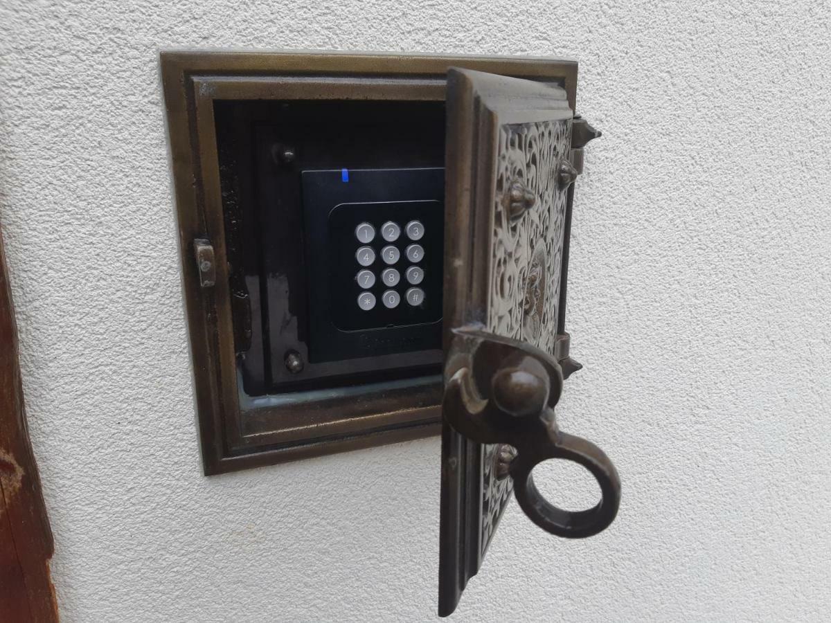 Hotel Vandot 克拉尼斯卡戈拉 外观 照片
